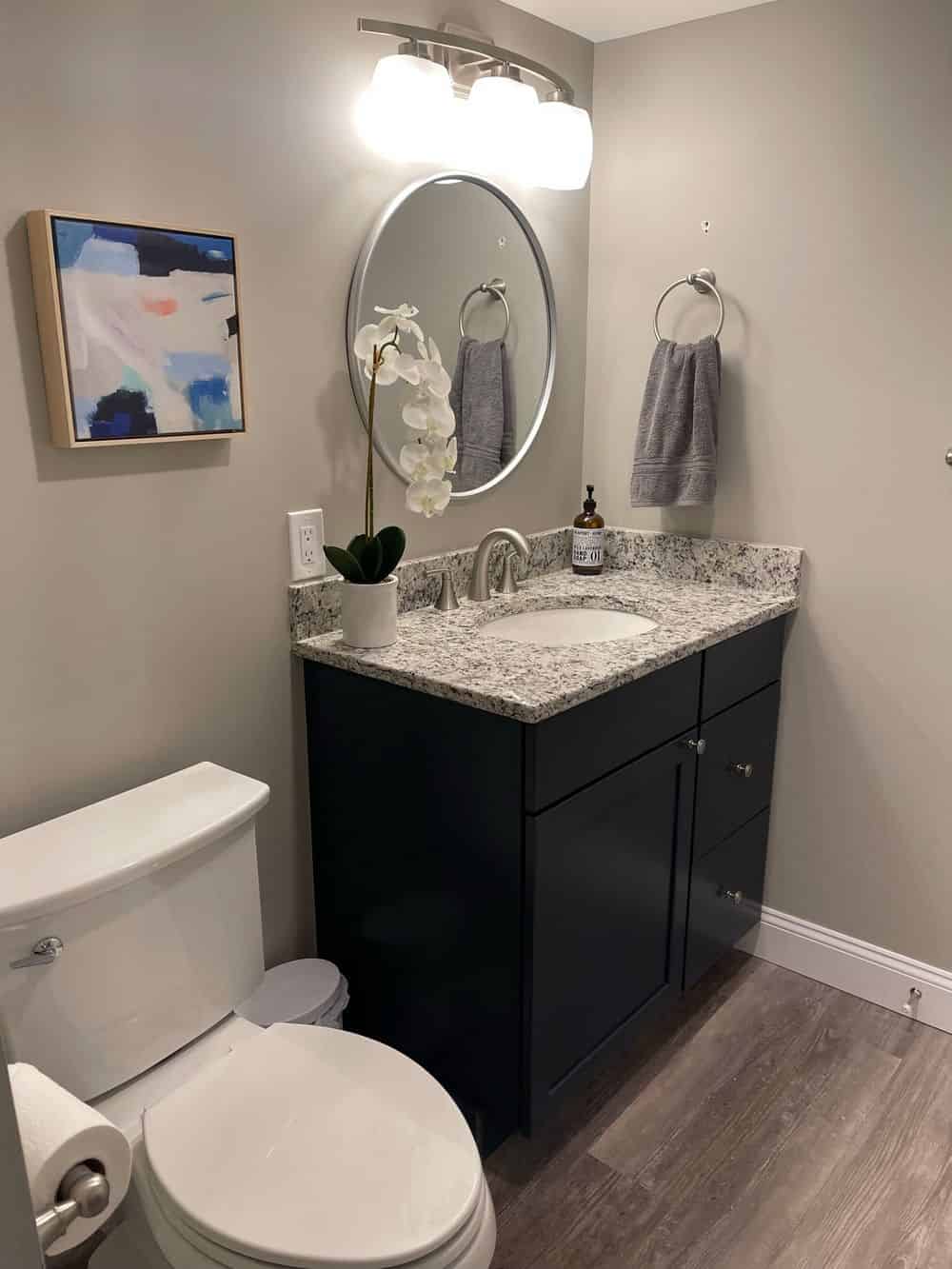 Bathroom Remodeling image